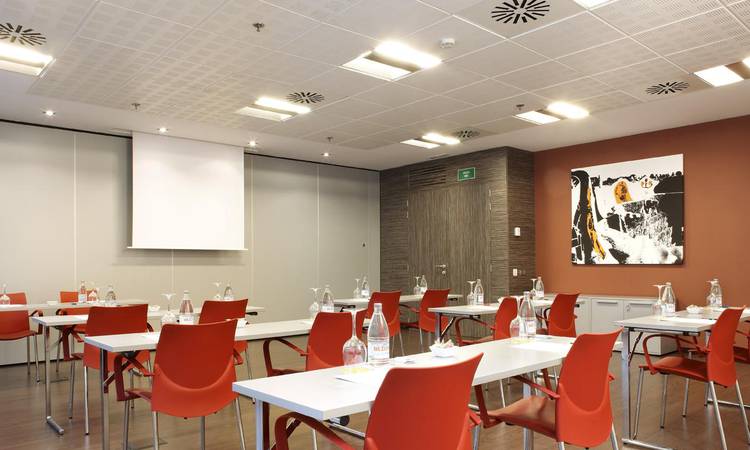 Salle Presentaciones Hotel ILUNION Barcelona Barcelone Salle Presentaciones Hotel ILUNION Barcelona Barcelone